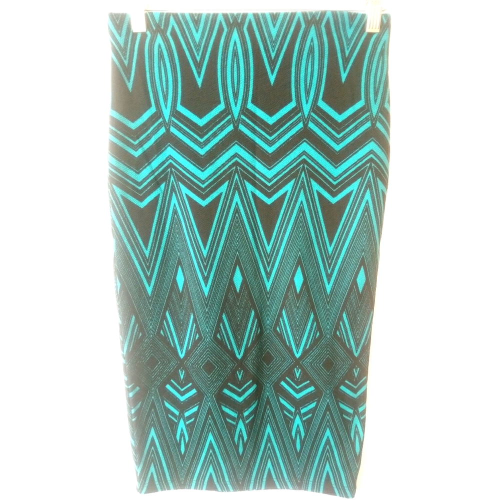 Brat star black and green skirt Size M